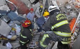 میکسکو: تیل کمپنی کے ہیڈ کوارٹر میں دھماکہ، 14 افرادہلاک، 80 زخمی