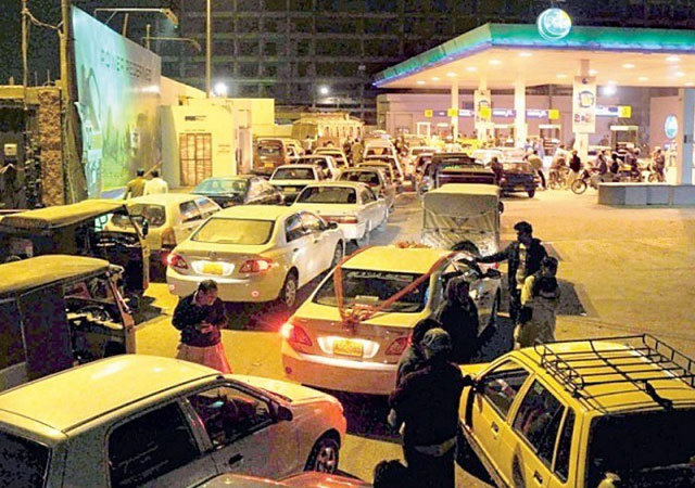 کراچی سمیت سندھ بھر کے سی این جی اسٹیشن کھل گئے