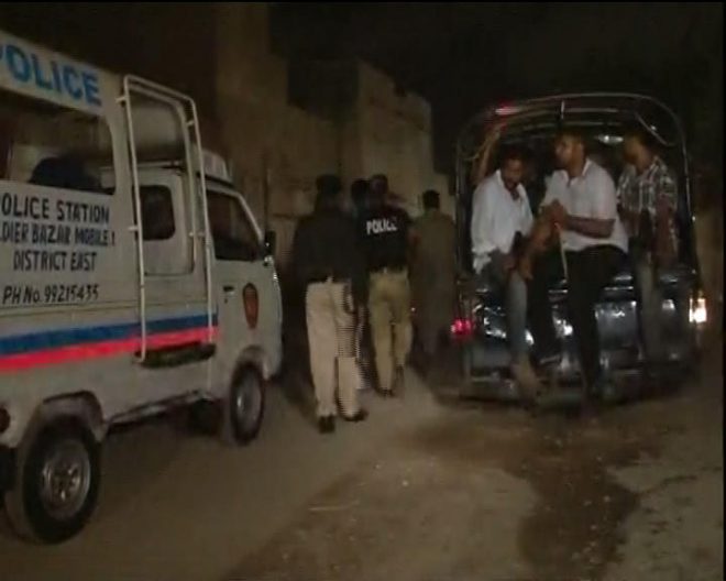 کراچی : پولیس کا ٹارگٹڈ آپریشن، 24 افراد زیر حراست