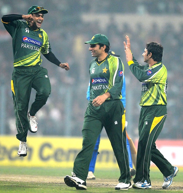 ٹی 20 : پاکستان نے جنوبی افریقہ کو 95 رنز سے ہراکر سیریز بھی جیت لی