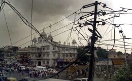 سینیٹ، 5 سال کے دوران 75 ارب 26 کروڑ روپے کی بجلی چوری ہوئی: وزارت بجلی