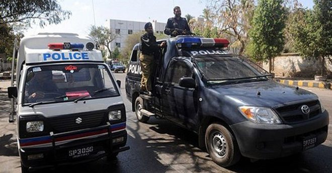 کراچی : خمیسو گوٹھ میں پولیس آپریشن، 12 مشتبہ افراد گرفتار،اسلحہ برآمد
