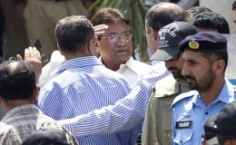 ججز نظربندی کیس: گرفتاری حکم کے بعد مشرف رینجرز سیکیورٹی میں فرار