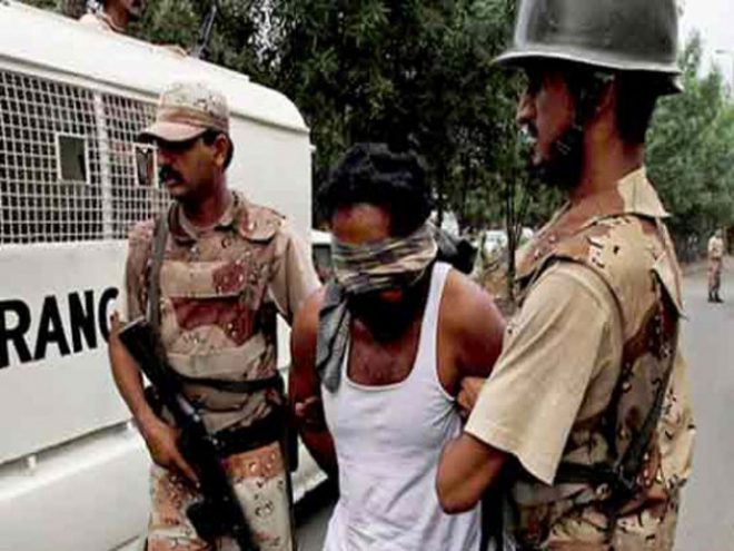 کراچی : رینجرز کا آپریشن، متعدد گرفتار،ٹارگٹ کلرز نے 2 زندگیاں چھین لیں
