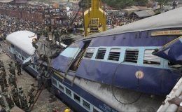 بھارتی ریاست تامل ناڈو میں ٹرین پٹری سے اتر گئی،ایک ہلاک