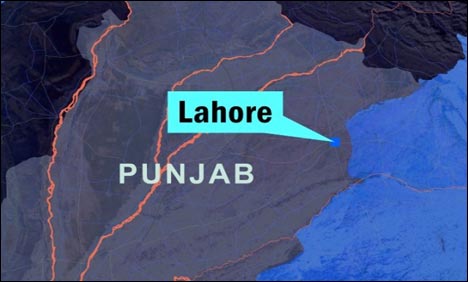 لاہور: ٹرک پل سے نیچے گر گیا، ڈرائیور جاں بحق