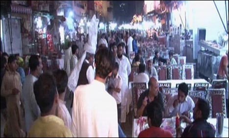 لاہور: گوالمنڈی میں فوڈ اسٹریٹ کا افتتاح