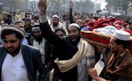 پشاور پولیس نے دہشت گرد قرار دے کر طالب علم کی جان لے لی