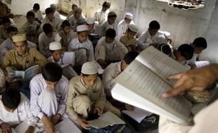 حماد ظفر: مدارس کے طلباء کے لئے ایک نیا راہنما