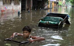 بھارت، بارشوں نے تباہی مچا دی، پروازیں، ریلوے شیڈول متاثر