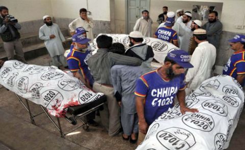 کراچی: مختلف علاقوں میں فائرنگ پانچ افراد ہلاک، دو زخمی
