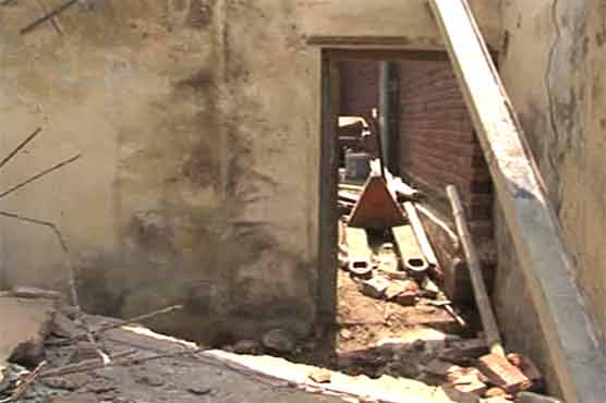 لاہور، مکان کی چھت گرنے سے ایک مزدور جاں بحق، دوسرا زخمی