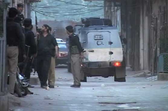 پشاور : سیکیورٹی فورسز کے قافلے پر فائرنگ، 6 اہلکار شہید، 2 زخمی