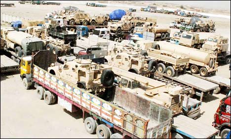 افغانستان سے انخلا، 7 امریکی فوجی گاڑیاں طورخم سے پاکستان میں داخل