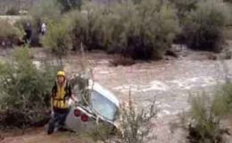 ایریزونا : سیلاب سے تباہی، پھنسے افراد کیلئے ریسکیو آپریشن جاری