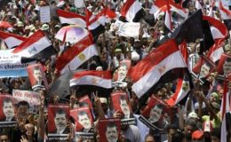 قاہرہ: فوجی بغاوت کے خلاف مرسی کے حامیوں کی ریلی