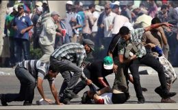 مصر : مرسی کے حامیوں اور مخالفین میں جھڑپیں، ہلاکتیں 36 ہو گئیں