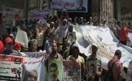 مصر : مرسی پر مقدمہ، حامیوں کا ہائی کورٹ کے باہر احتجاج