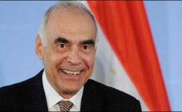 مصری وزیر خارجہ مستعفی، صدر نے فوج کا الٹی میٹم مسترد کردیا