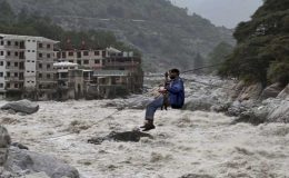 بھارت : سیلاب میں لاپتہ ہونے والے 6 ہزار افراد مردہ قرار
