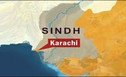 کراچی : شاہراہ پاکستان پر نامعلوم افراد نے مسافر بس کو آگ لگا دی