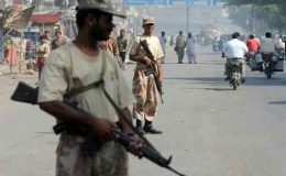 کراچی : سائٹ میں پولیس مقابلہ، 5 ڈاکو گرفتار، اسلحہ برآمد