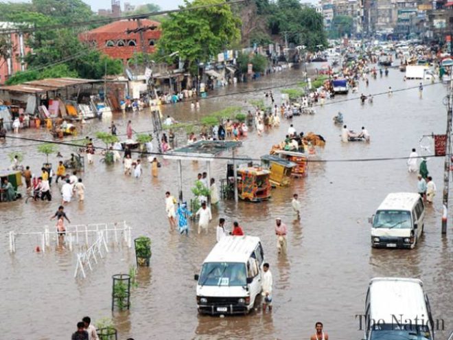 لاہور سمیت پنجاب کے کئی شہروں میں موسلا دھار بارش