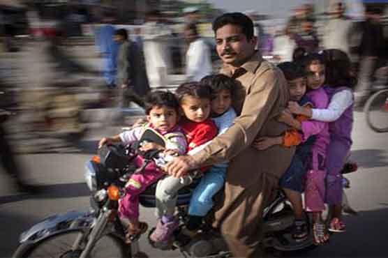 پاکستان کی آبادی میں اضافے کی شرح بھارت سے زیادہ