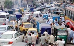 راولپنڈی میں تجاوزات کے باعث ٹریفک جام کا مسئلہ سنگین ہو گیا