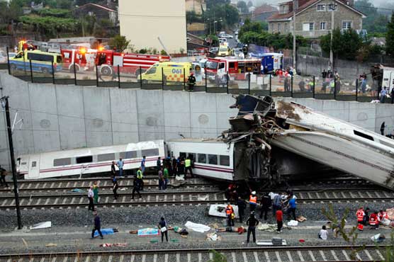 اسپین : سنتیاگو میں ٹرین حادثہ، 77 افراد ہلاک ، 143 زخمی