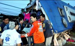 تھائی لینڈ : ٹرک اور ڈبل ڈیکر بس کا حادثہ ، 19 افراد ہلاک ، 20 زخمی