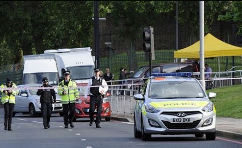 برطانیہ میں مساجد پر حملوں کے دو ملزم گرفتار