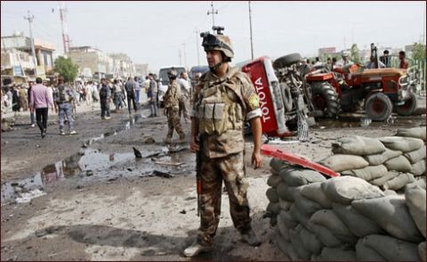 بغداد : 2 کار بم دھماکوں میں 1 شخص جاں بحق 40 زخمی