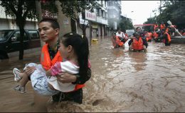 چین میں بدترین سیلاب، 30 سالہ ریکارڈ ٹوٹ گیا