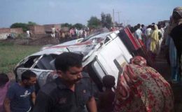 چنیوٹ فیصل آباد روڈ پر ویگنوں میں تصادم، 7 جاں بحق