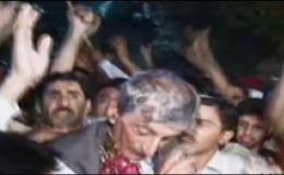 غلام احمد بلور کی کامیابی پر اے این پی کے کارکنوں کا جشن