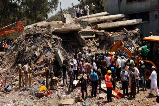 بھارت: گجرات میں 2 عمارتیں گرنے سے 5 افراد ہلاک
