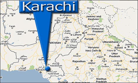 کراچی : ماڑی پور روڈ پر گاڑی الٹ گئی، 6 افراد زخمی