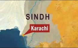 کراچی : گارڈن میں پولیس موبائل پر دستی بم حملہ