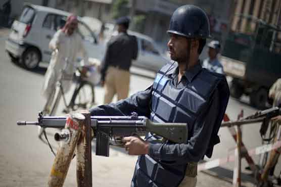 لاہور: ڈیفنس میں پولیس مقابلہ، 2 ڈاکو ہلاک، 2 فرار