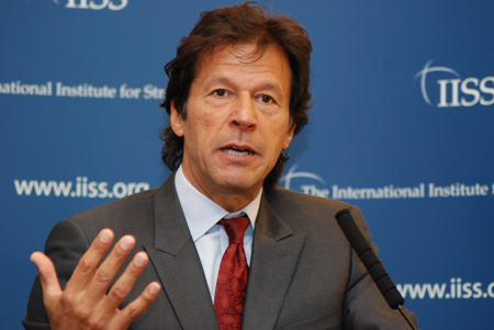 ڈرون حملوں پر امریکا کو یک زبان ہوکر جواب دینا چاہیے, عمران خان