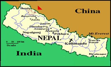 نیپال میں ہیلی کاپٹر گر کر تباہ، 4 افراد زخمی