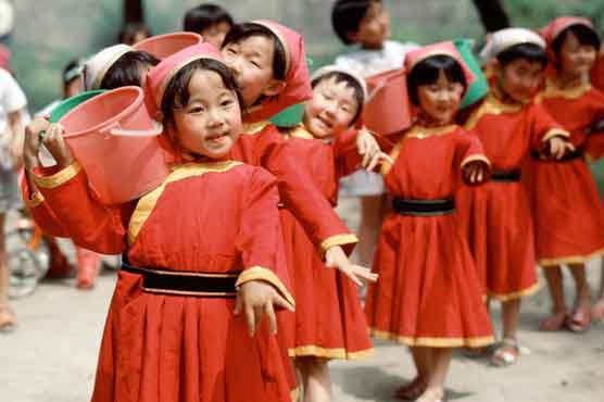 چین میں نئی اصلاحات، عوام کو ایک سے زائد بچے پیدا کرنے کی اجازت