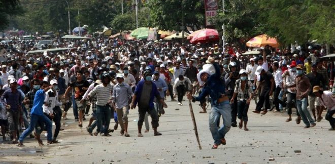 کمبوڈیا: مظاہرین پر پولیس کی مبینہ فائرنگ سے تین افراد ہلاک