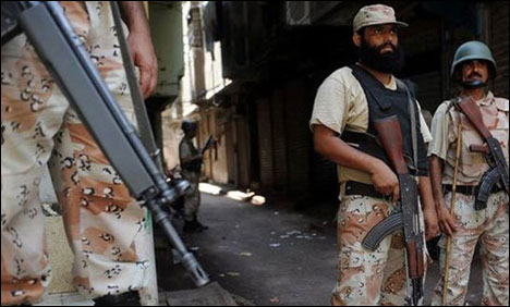 کراچی: مشرف کالونی میں رینجرز کا ٹارگٹڈ آپریشن جاری
