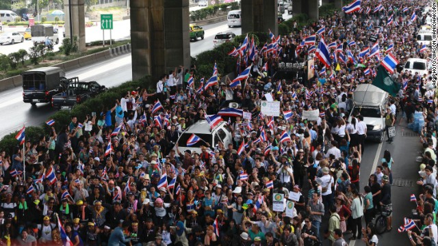 تھائی لینڈ میں حکومت مخالف مظاہرے جاری، اپوزیشن کا مارچ