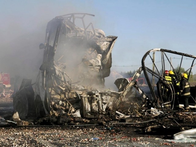 ارجنٹائن میں بس اور ٹریلر میں خوفناک تصادم سے 14 افراد ہلاک، 16 زخمی