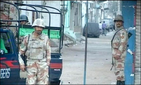 کراچی میں رینجرز آپریشن ،ایک اہلکار زخمی، جوابی کارروائی، 3 ملزمان ہلاک