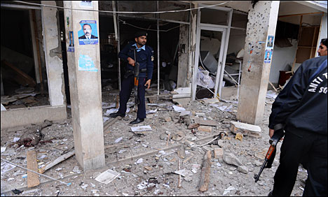 سانحہ اسلام آباد: پاکستان بارکونسل کا ملک بھرمیں کل ہڑتال کا اعلان