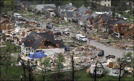 امریکا: مختلف ریاستوں میں طوفانی بگولوں سے 29 افراد ہلاک